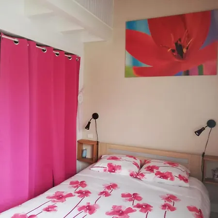 Holiday home Maison Familiale Au Calme Avec Piscine En Bordure De Foret *