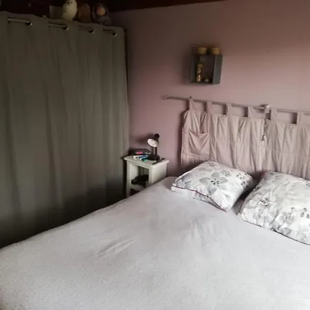 Maison Familiale Au Calme Avec Piscine En Bordure De Foret *