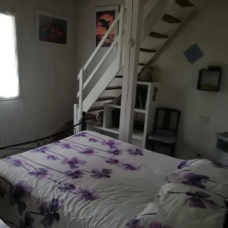 Сasa de vacaciones Maison Familiale Au Calme Avec Piscine En Bordure De Foret *